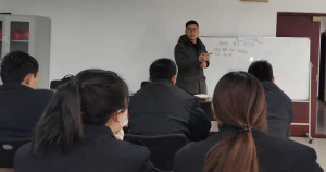 魯東環保對客戶進行反滲透日常維護、故障診斷技術培訓